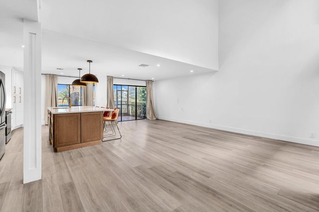 6565 Parkview Drive C, Boca Raton, FL 33433