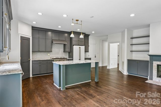 5609 Camilla Drive, Charlotte, NC 28226
