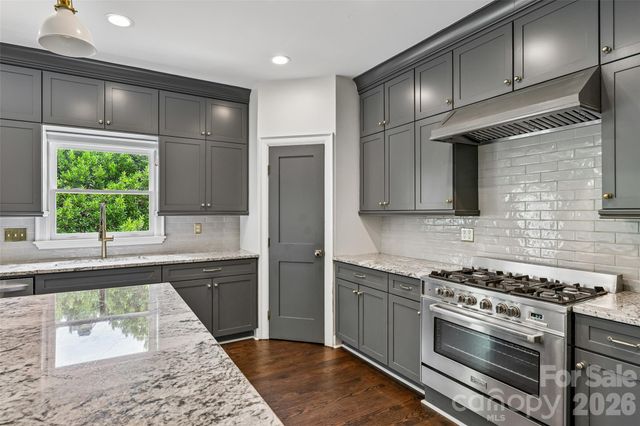 5609 Camilla Drive, Charlotte, NC 28226