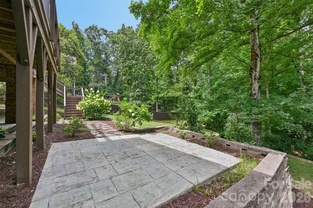 5609 Camilla Drive, Charlotte, NC 28226