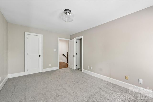 5609 Camilla Drive, Charlotte, NC 28226