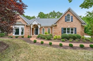 5609 Camilla Drive, Charlotte, NC 28226