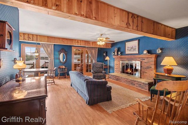 4742 Crandall Road, Howell, MI 48855