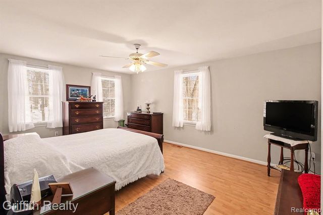 4742 Crandall Road, Howell, MI 48855