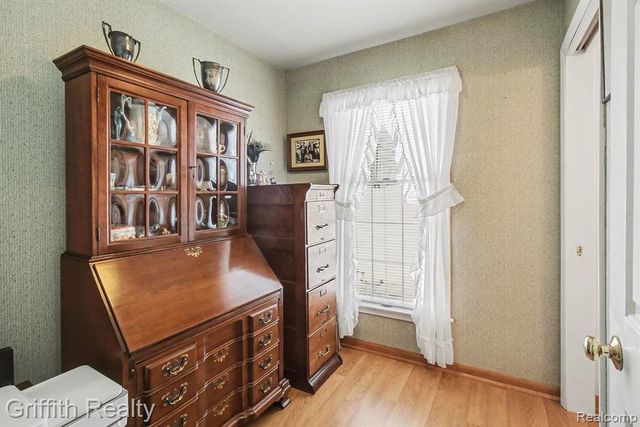 4742 Crandall Road, Howell, MI 48855