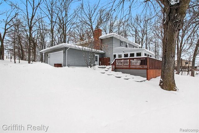 4742 Crandall Road, Howell, MI 48855