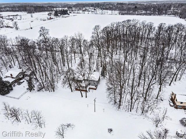 4742 Crandall Road, Howell, MI 48855