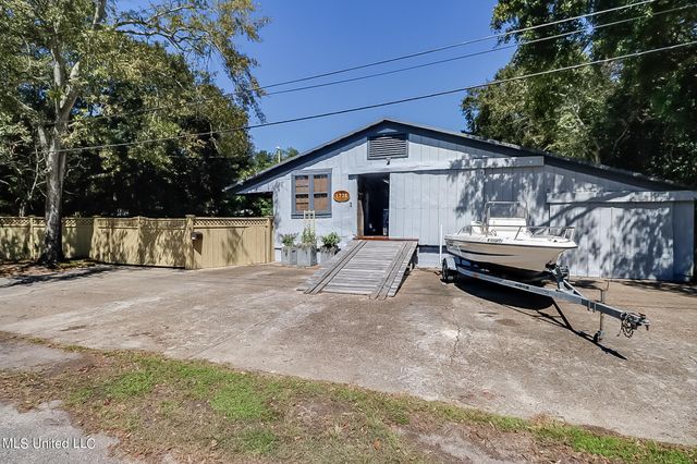 1728 21st Street, Gulfport, MS 39501