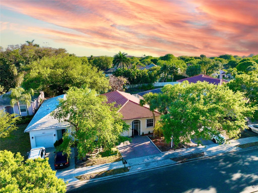 4812 NW 19th Street, Coconut Creek, FL 33063