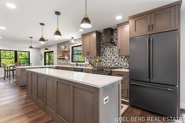 11575 Leonard Road, Nunica, MI 49448