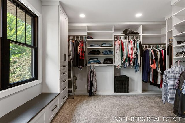 11575 Leonard Road, Nunica, MI 49448