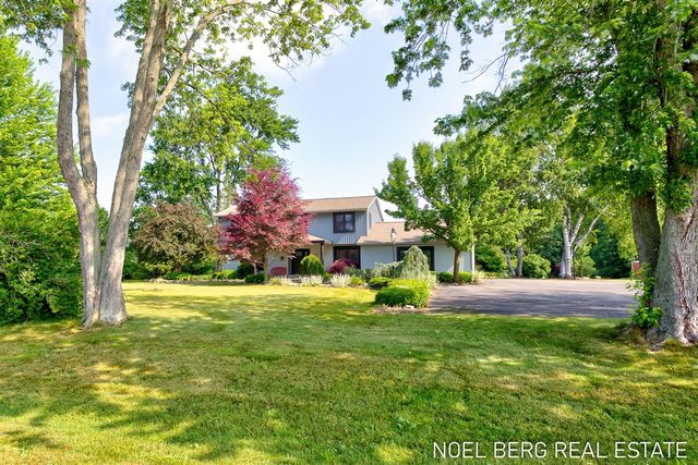 11575 Leonard Road, Nunica, MI 49448