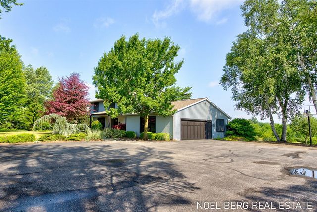 11575 Leonard Road, Nunica, MI 49448