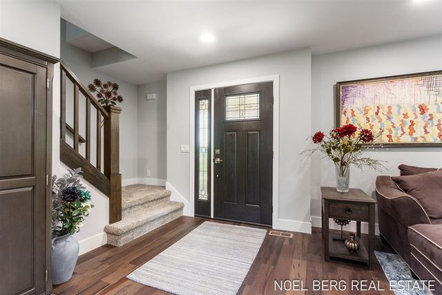 11575 Leonard Road, Nunica, MI 49448