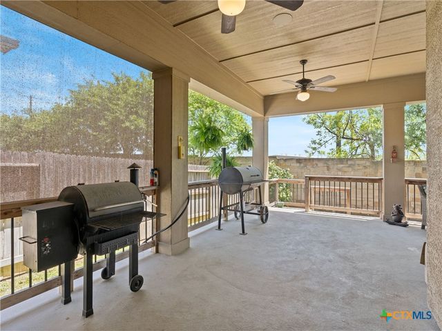 919 Hi Path Way, New Braunfels, TX 78130