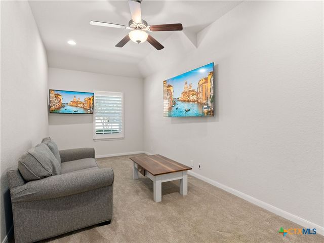 919 Hi Path Way, New Braunfels, TX 78130