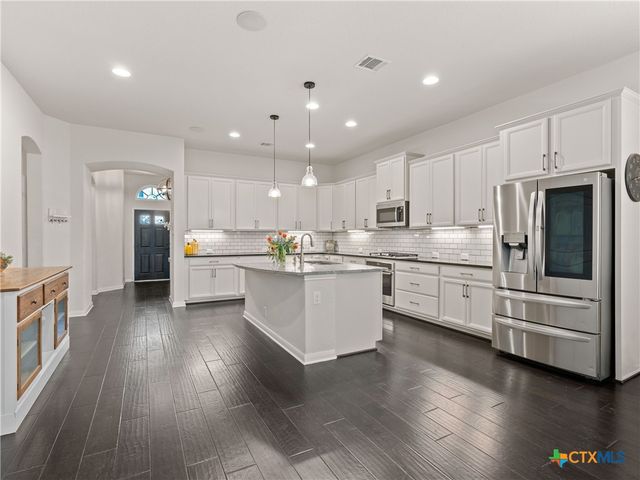 919 Hi Path Way, New Braunfels, TX 78130