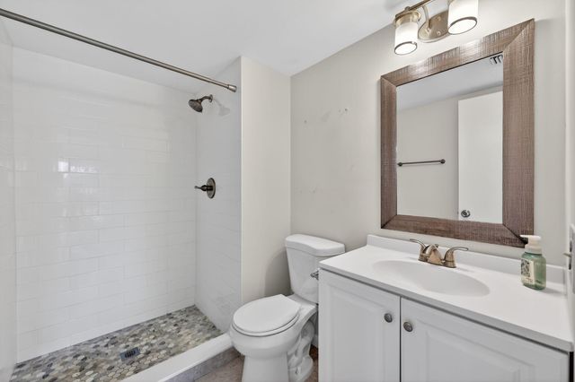 6327 Chasewood Drive E, Jupiter, FL 33458