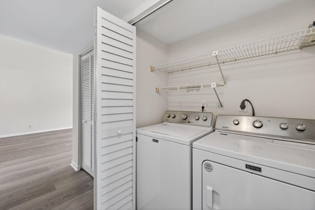 6327 Chasewood Drive E, Jupiter, FL 33458