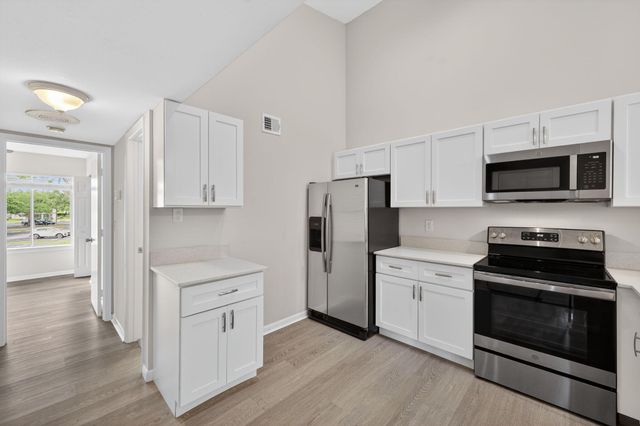 6327 Chasewood Drive E, Jupiter, FL 33458