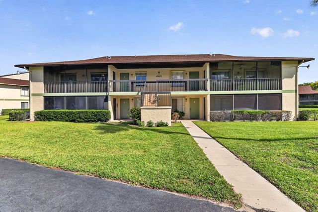 6327 Chasewood Drive E, Jupiter, FL 33458