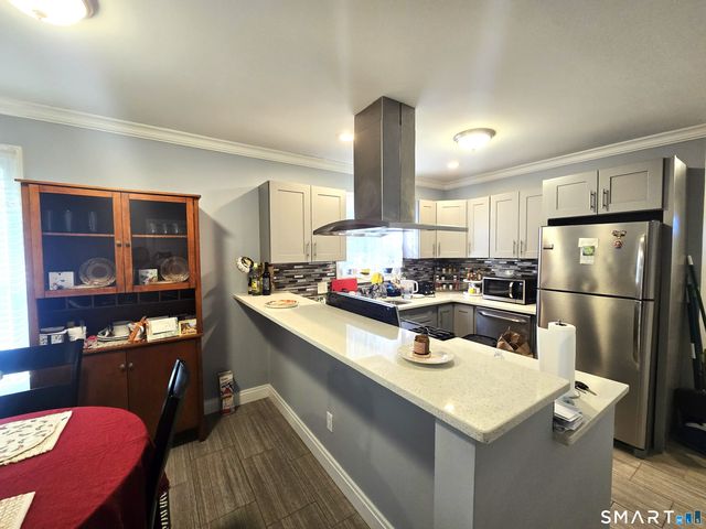 206 Scofield Avenue, Bridgeport, CT 06605