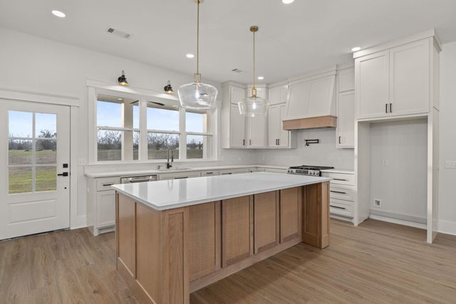 69 COUNTY ROAD 157 RD, Corinth, MS 38834