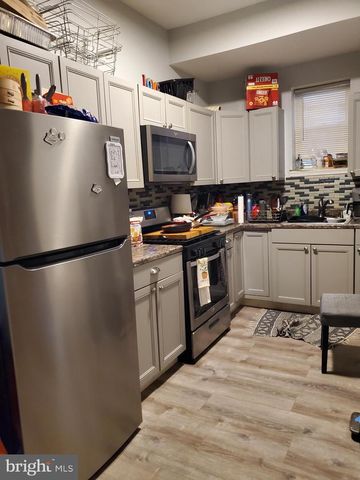 16 CARROLL ST, Trenton, NJ 08609
