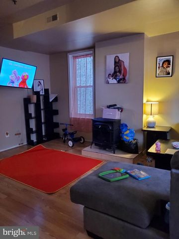 16 CARROLL ST, Trenton, NJ 08609