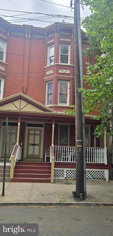 16 CARROLL ST, Trenton, NJ 08609