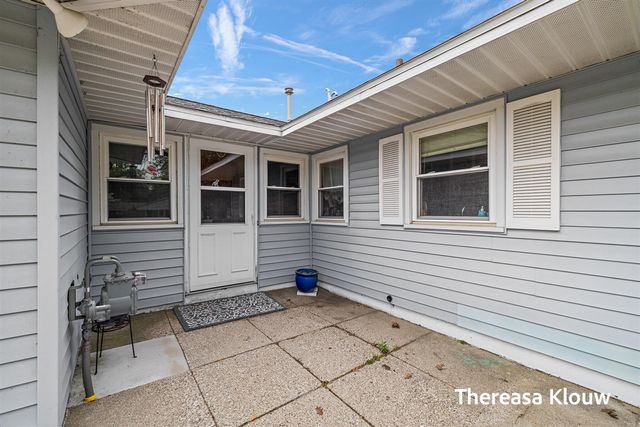 710 Quarterline Road, Muskegon, MI 49442
