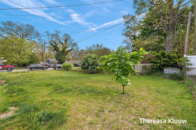710 Quarterline Road, Muskegon, MI 49442