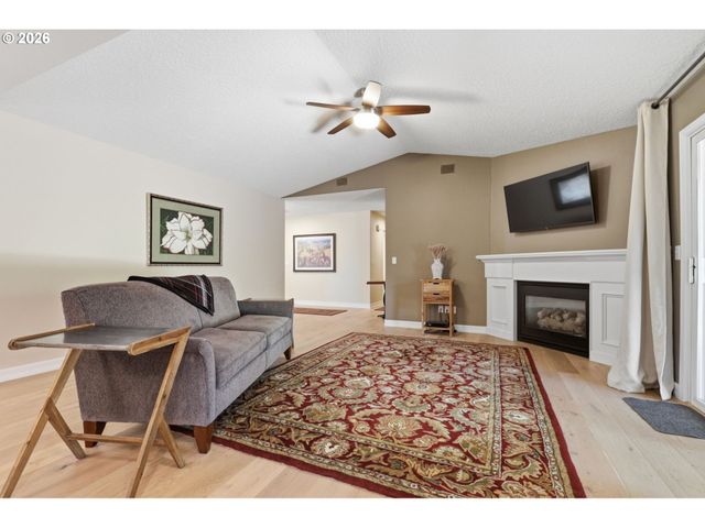 1112 Ne 95TH Ave, Vancouver, WA 98664