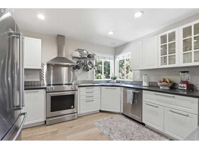 1112 Ne 95TH Ave, Vancouver, WA 98664