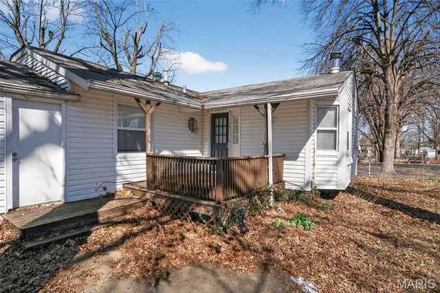 10522 Byfield Drive, St George, MO 63137