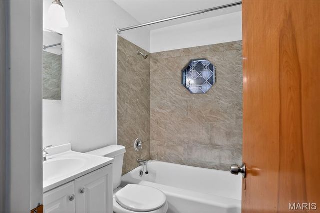 10522 Byfield Drive, St George, MO 63137