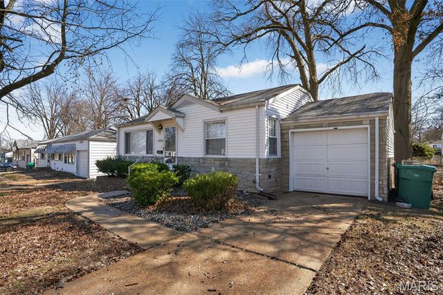 10522 Byfield Drive, St George, MO 63137