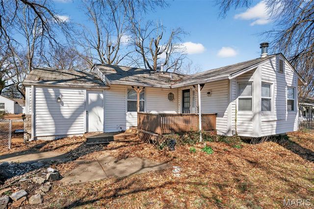 10522 Byfield Drive, St George, MO 63137