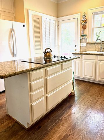 3852 Mockingbird Lane, Highland Park, TX 75205