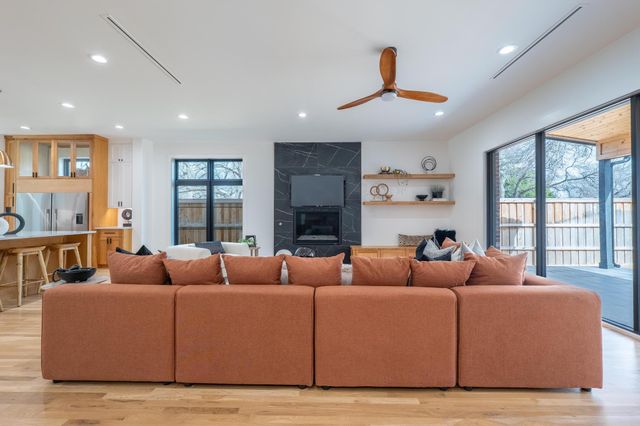 6988 Bob O Link Drive, Dallas, TX 75214