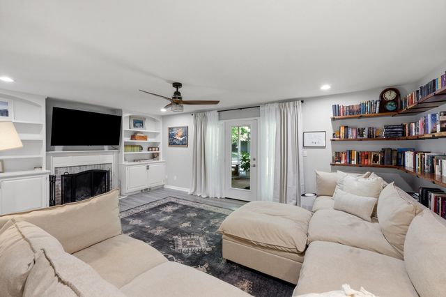 605 & 607 Camino Drive, Lexington, KY 40502