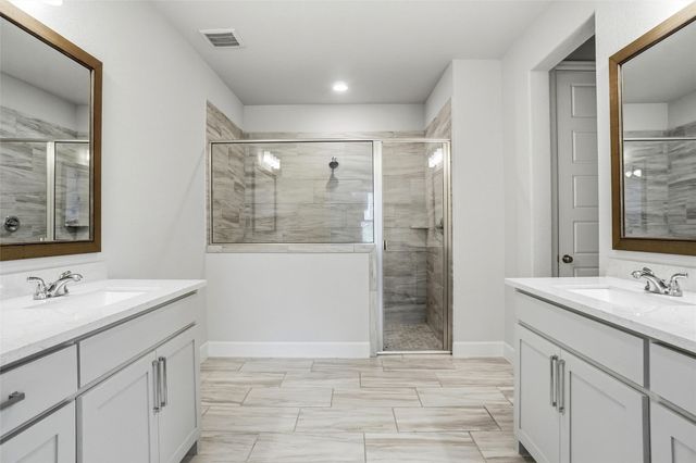2240 Drake Street, Fort Worth, TX 76008