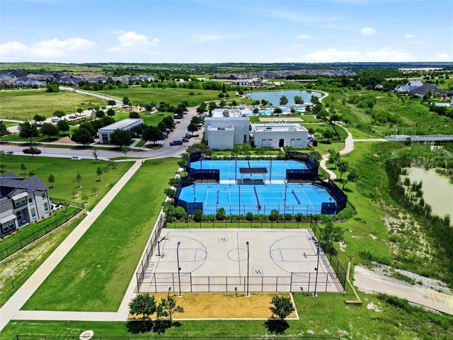 2240 Drake Street, Fort Worth, TX 76008