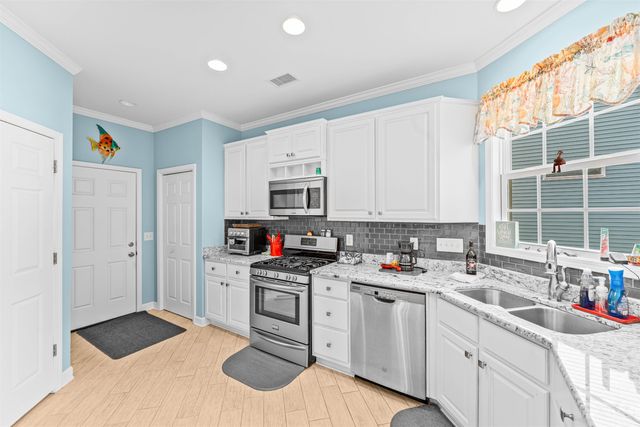 850 Cardinal Pl., North Myrtle Beach, SC 29582