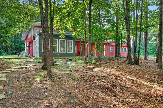 635 Seven Mile Ridge Rd, Indian Mound, TN 37079