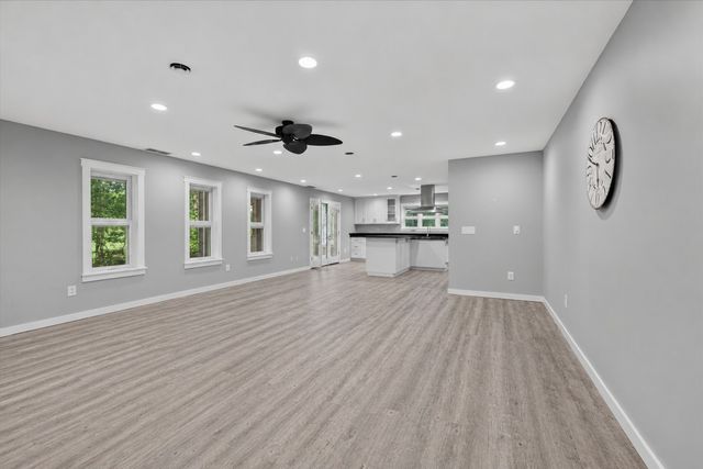 635 Seven Mile Ridge Rd, Indian Mound, TN 37079