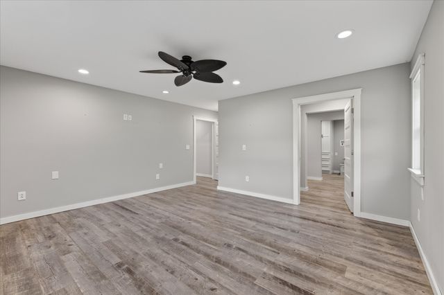 635 Seven Mile Ridge Rd, Indian Mound, TN 37079