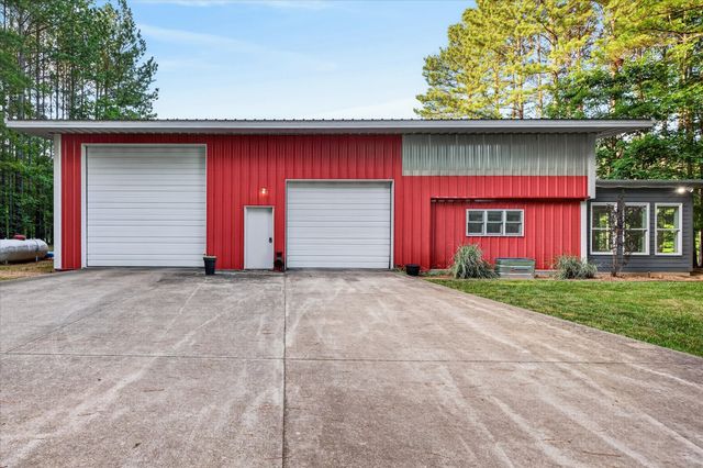 635 Seven Mile Ridge Rd, Indian Mound, TN 37079
