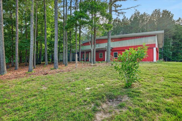 635 Seven Mile Ridge Rd, Indian Mound, TN 37079