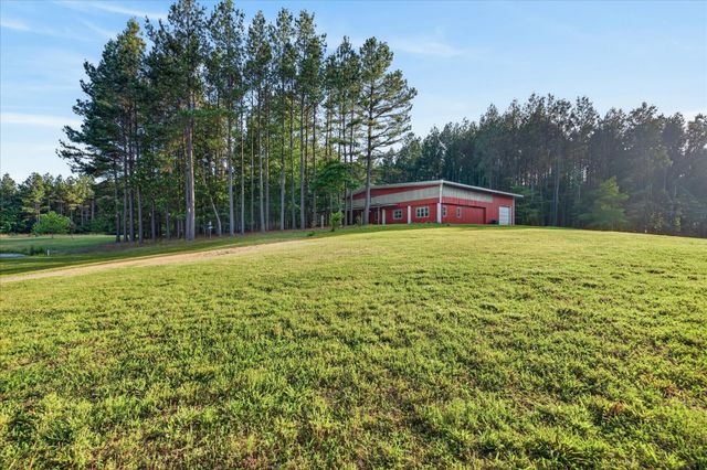 635 Seven Mile Ridge Rd, Indian Mound, TN 37079